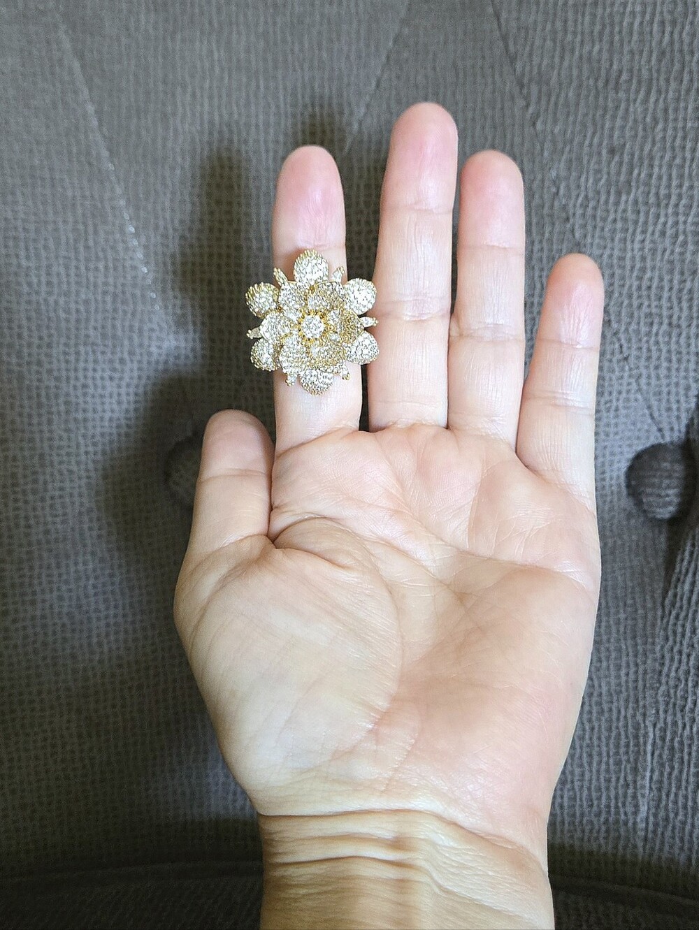 Eye👁 Candy🍭 Pave Crystal💎 Double✌️ Layered Flower🌸 "Bloom" Ring💍 - NWT - Picture 5 of 16